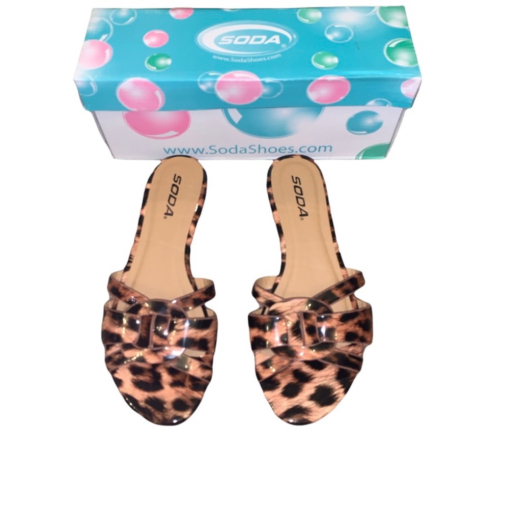 Leopard sandals